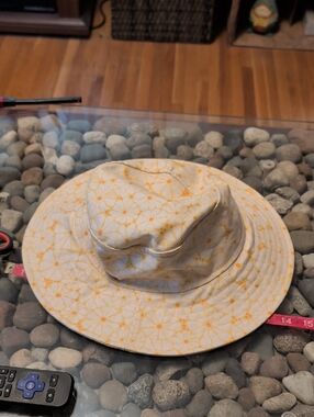 Yellow Daisy-Print Sun Hat for Women